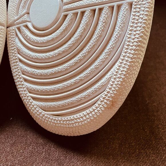 Nike Air Jordan 1 High Zip Premium Bordeaux Wine 2018 AT0575-600 Women Sz 7 US - Picture 7 of 10